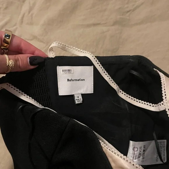 Reformation Black Camisole Top - Picture 4 of 4